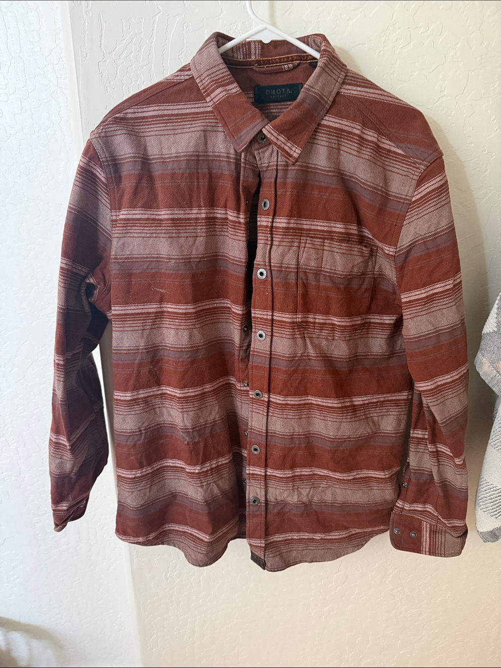 Dakota Grizzly Men's Long-Sleeve Rust Striped Button-Down Shirt